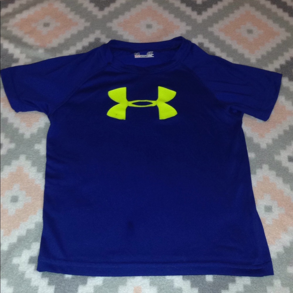4T boys under armor shirt